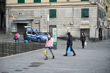 Genova, terzo giorno dopo stretta emergenza coronavirus