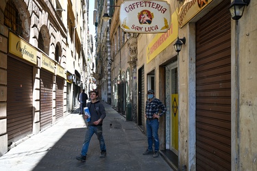 Genova - un'altra giornta di emergenza coronavirus, mercoledi 18
