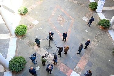 Genova, palazzo Tursi - osservato un minuto di silenzio in ricor