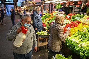 Genova, iniziativa sconti spesa anziani over 65