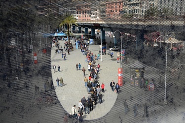 Genova, luned√¨ pasquetta - buona presenza turisti al porto anti