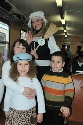 Befane e bambini - trenino Casella
