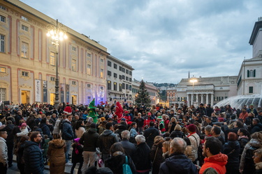 Genova, piazza De Ferrari - inaugurazione presepe natale
