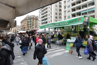 Genova, quartiere San Fruttuoso, Marassi - tradizionale fiera di