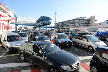 Genova, imbarchi terminal traghetti - la tunisia si apre di nuov
