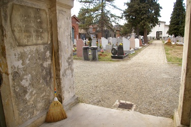 cimitero arquata