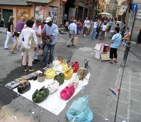 Genova - i problemi intorno a Piazza Caricamento