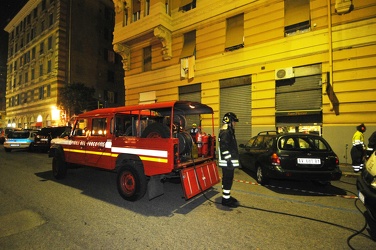 Genova - intervento vigili del fuoco fuga di gas