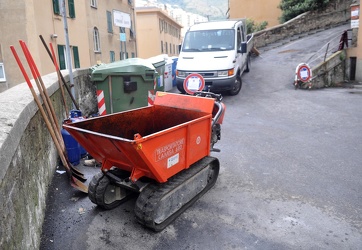 Genova - quartiere Lagaccio - incidente sul lavoro