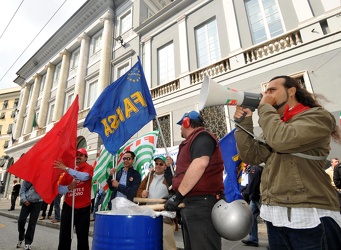 Genova - manifestazione lavoratori amt