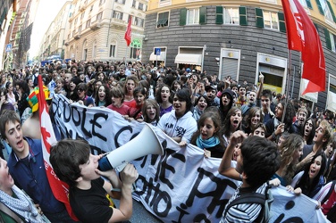 Genova - manifestazione contro riforma Gelmini