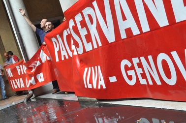 Genova - continuano le proteste dei lavoratori ilva