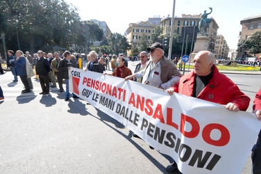 manifestazione pensionati CAP e Ansaldo