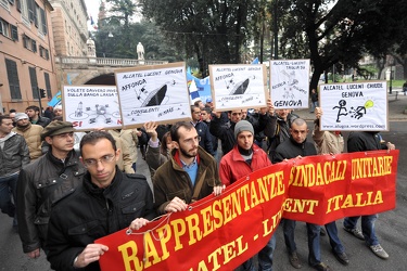 Genova - manifestazione unitaria sigle sindacali