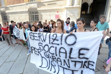 Genova - manifestazione lavoratori servizi sociali