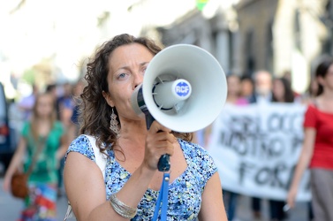 Genova - manifestazione lavoratori servizi sociali