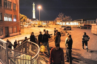 Genova - sala chiamata del porto - arrivo migranti tunisini 