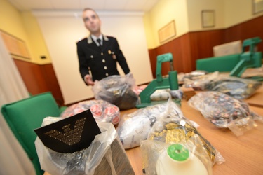 Genova - sequestro carabinieri materiale per contraffazione