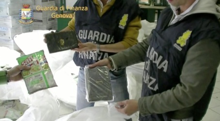 Genova - sequestro droga GDF 7 tonnellate