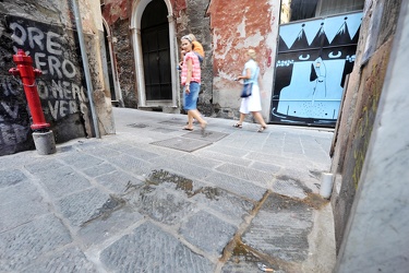 Genova - centro storico estate - le lamentele dei residenti per 
