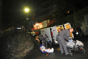 Genova - via passo Ferrandini 14 int 11 - omicidio