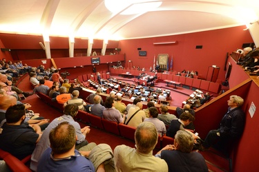 Genova - consiglio comunale - seduta su tema azienda iren iride,