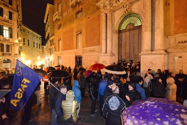 Genova - giornata di protesta per i lavoratori amt