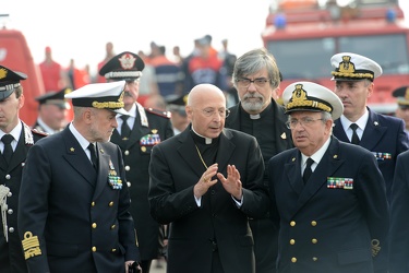 Genova - visita del cardinale Angelo Bagnasco - nave Jolly Nero