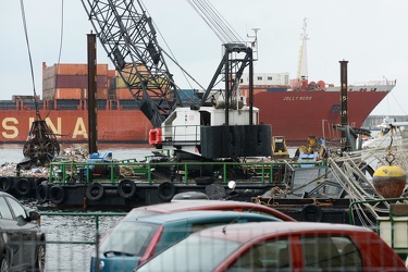 Genova - tragedia nel porto - Jolly Nero torna sul luogo del dis