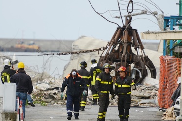 Genova - tragedia nel porto - tre giorni dopo, il luogo del crol
