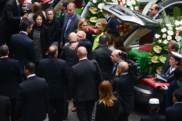 funerali vittime porto