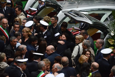 funerali vittime porto