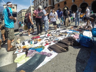 mercatino di via Turati