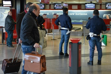 28-01-2015 Genova Controlli e disagi in aeroporto