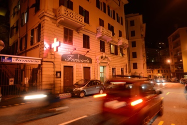 Genova, via Montaldo - la farmacia al 171 R - rapina