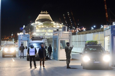 Genova, terminal Traghetti - controlli anti terrorismo