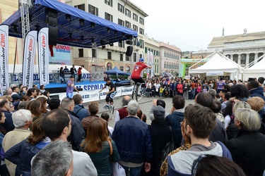 Genova, piazza De Ferrari - la festa per il 130esimo compleanno 