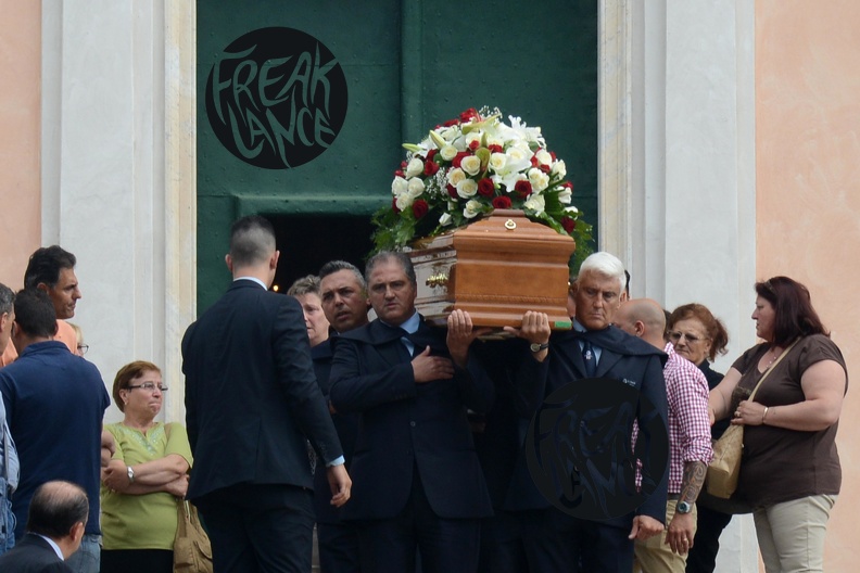 funerale_pontedecimo_Ge02072016_3082.jpg