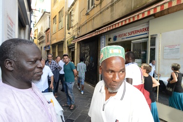 Genova, centro storico - passeggiata e iniziativa moschee aperte