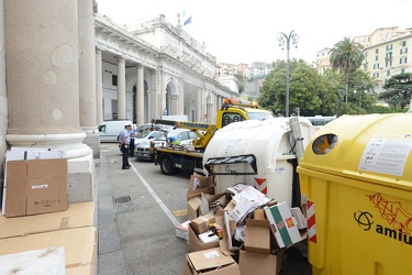 Genova - spazzatura nelle strade nel giorno dello sciopero AMIU