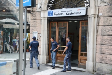 Genova - accoltellamento in Piazza Portello