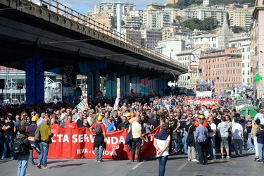 Genova - giornata di corteo per i lavoratori ILVA