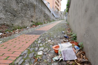 Genova - spazzatura e incuria a ponente
