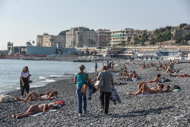 gente spiaggia Corso Italia 20102018-9457