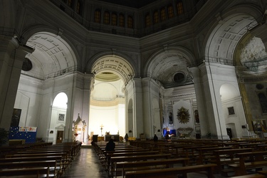 Genova, parrocchia chiesa Santa Zita - tagliata corrente causa t