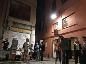 Genova - ostello in piazza Vittime delle mafie 