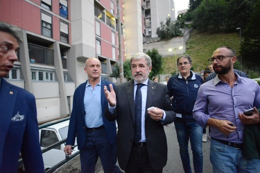 Genova - sindaco Marco Bucci visita Begato