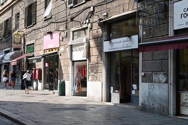 Genova, cronaca - negozio Miss Prilli in via XX Settembre