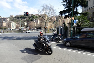 Genova, incrocio pericoloso tra via Montaldo e via Bobbio - inci