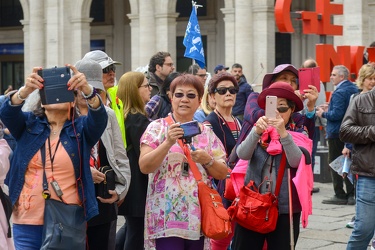 Genova - turisti durante il corteo del 25 Aprile